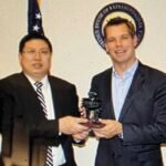 Eric Swalwell and Song Ru'an