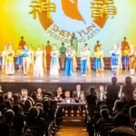 Shen Yun on stage