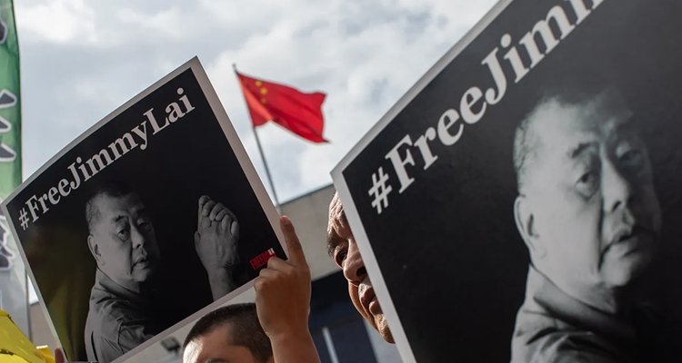 Free Jimmy Lai posters