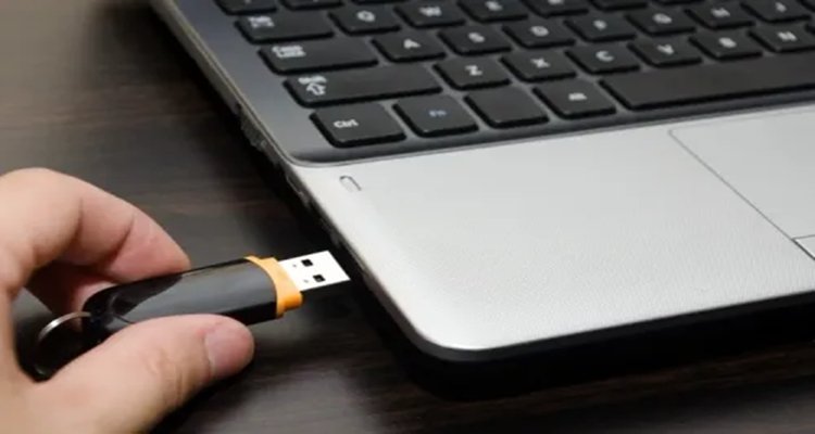 Thumb drive and laptop