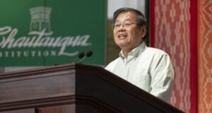 Fenggang Yang