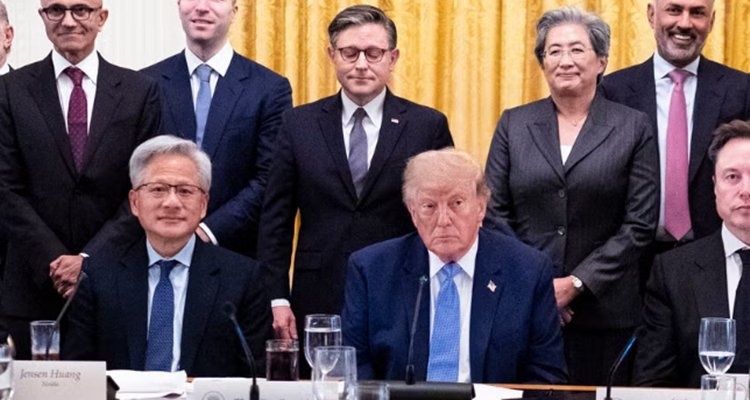 Jensen Huang and Donald Trump at a luncheon with tech industry leaders
